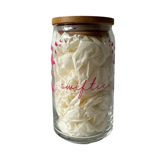 Taylor Swift "Swiftie" Iced Coffee Butterfly Design Sipper Glass w/ Bamboo Lid - Picture 1 of 10